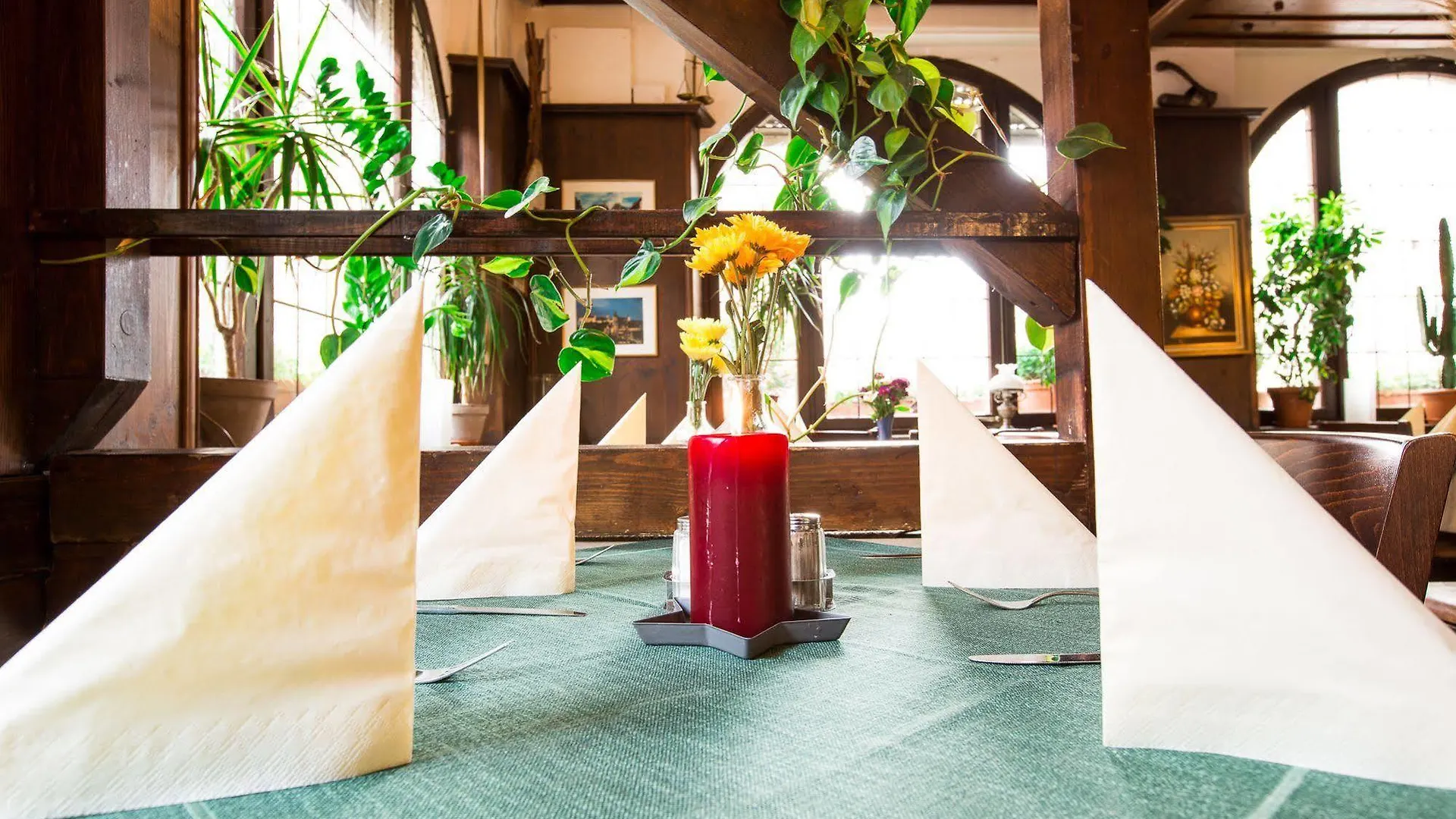 *** Hotel Burghotel Nuernberg Germany